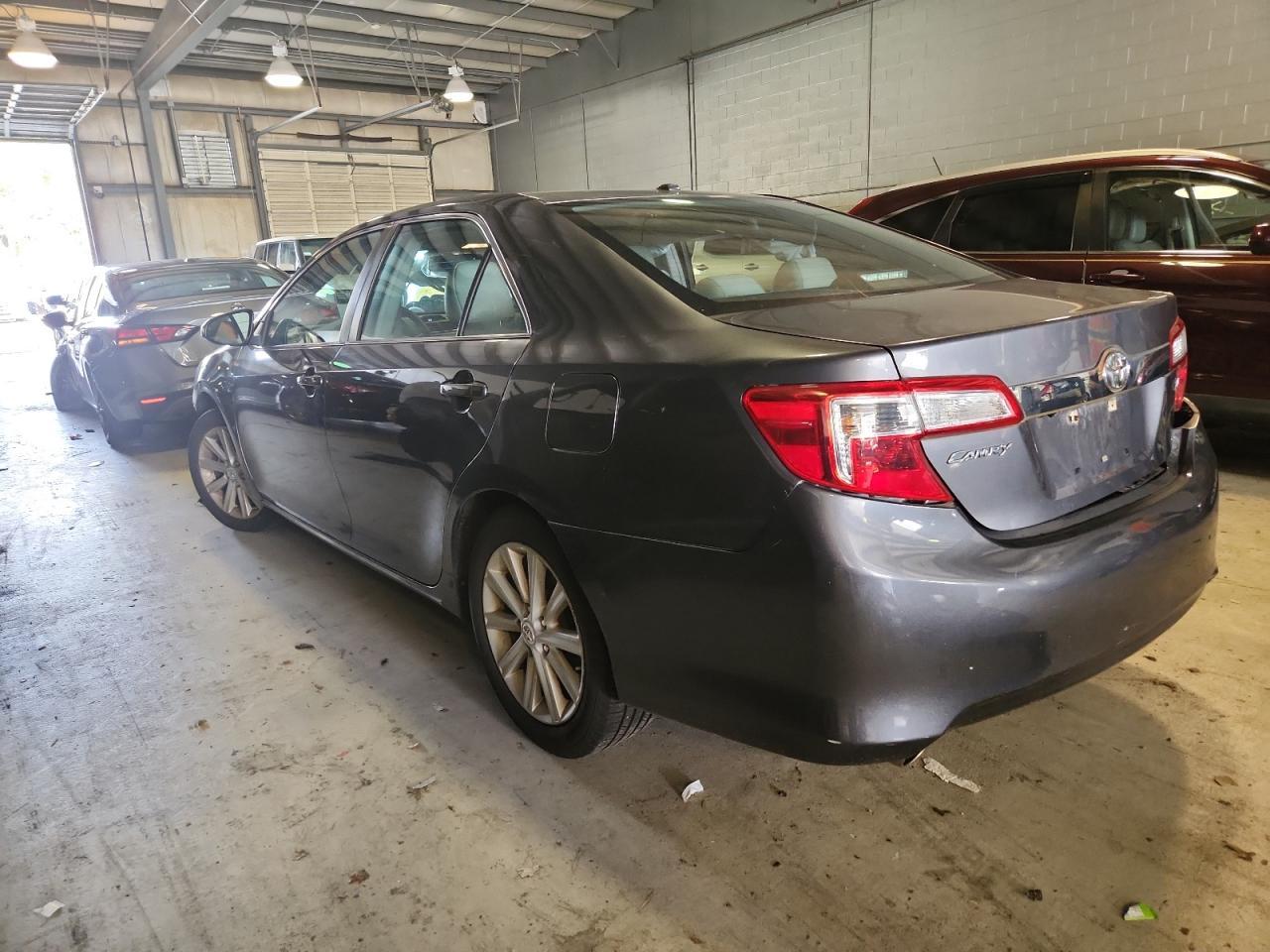 2012 TOYOTA CAMRY