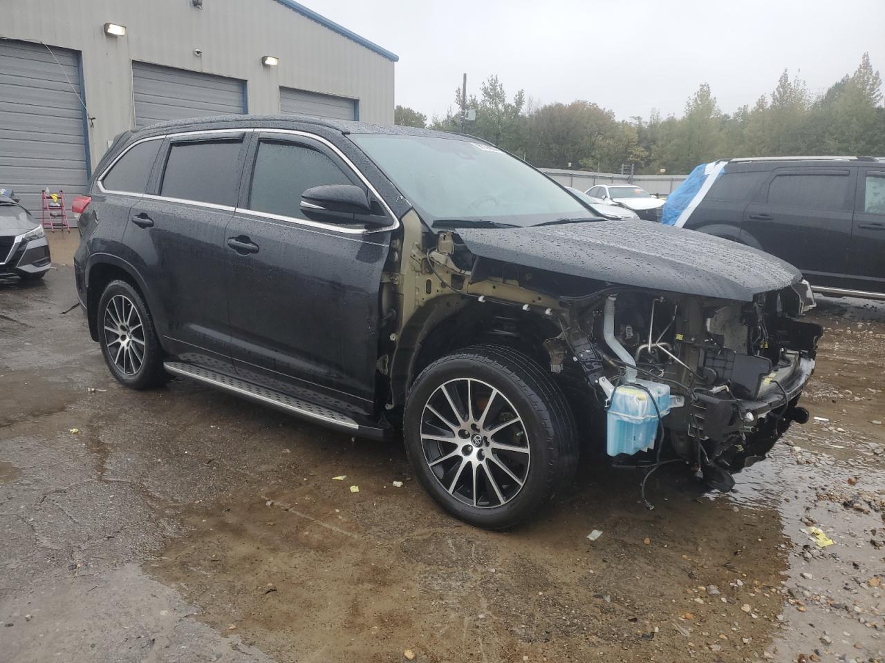 2017 TOYOTA HIGHLANDER