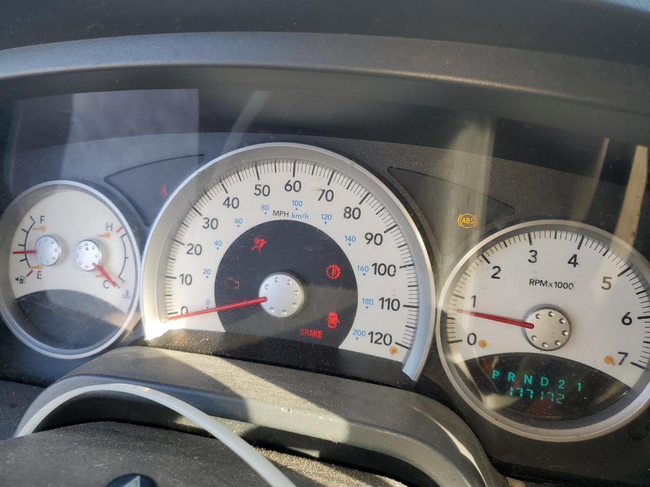 2005 DODGE Dakota
