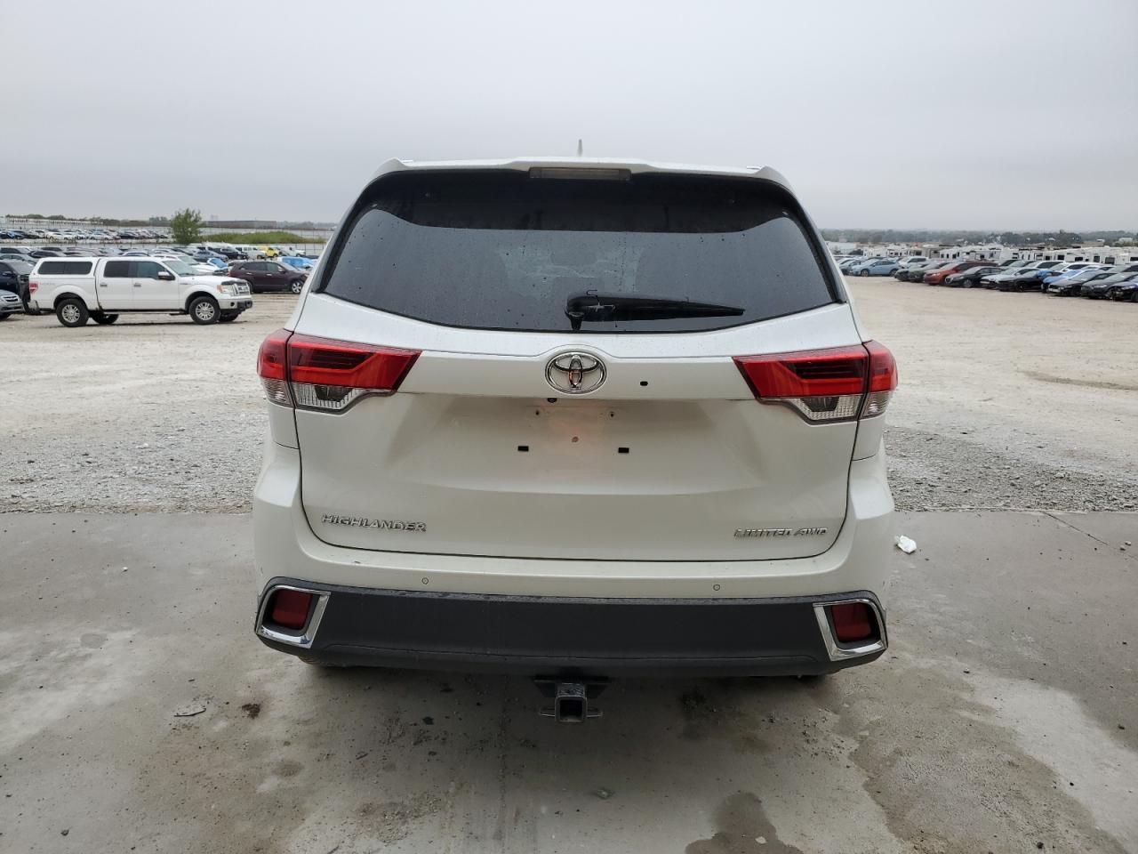 2019 TOYOTA HIGHLANDER
