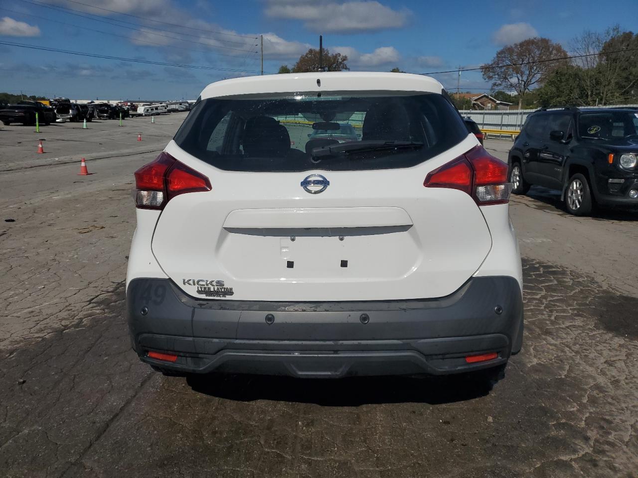 2020 NISSAN KICKS