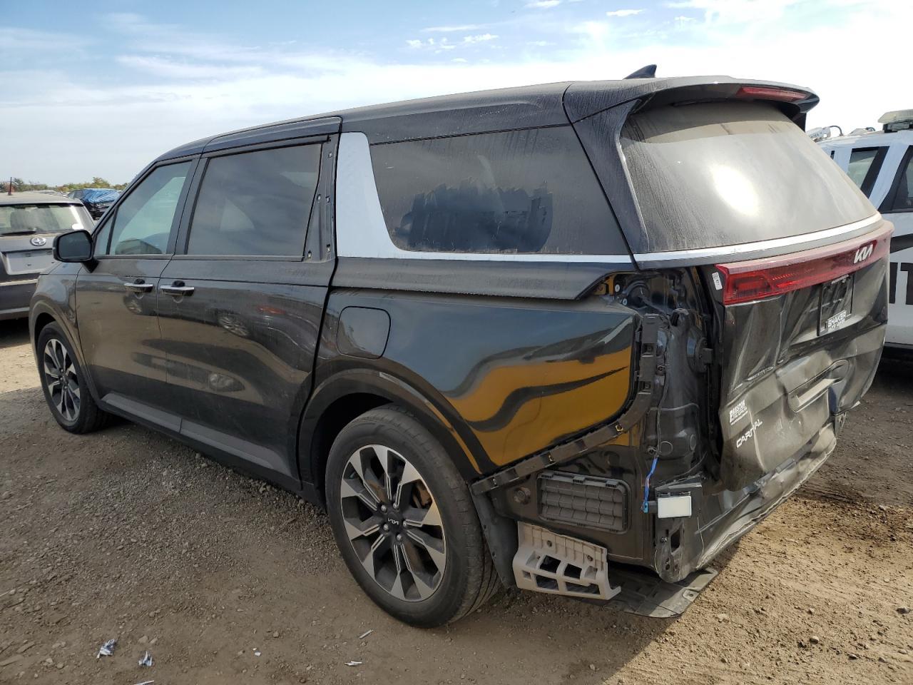 2024 KIA Carnival