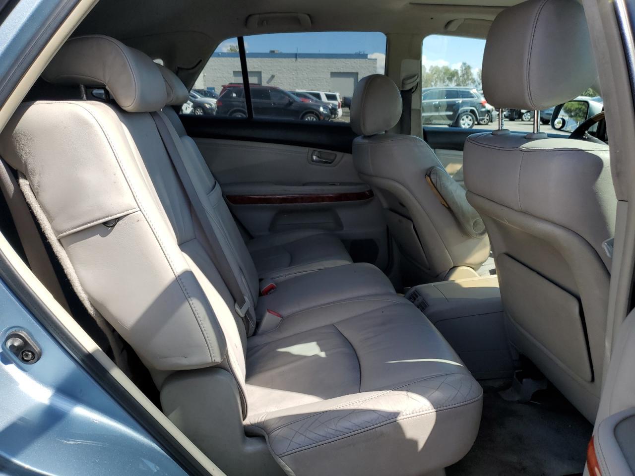 2005 LEXUS Rx 330