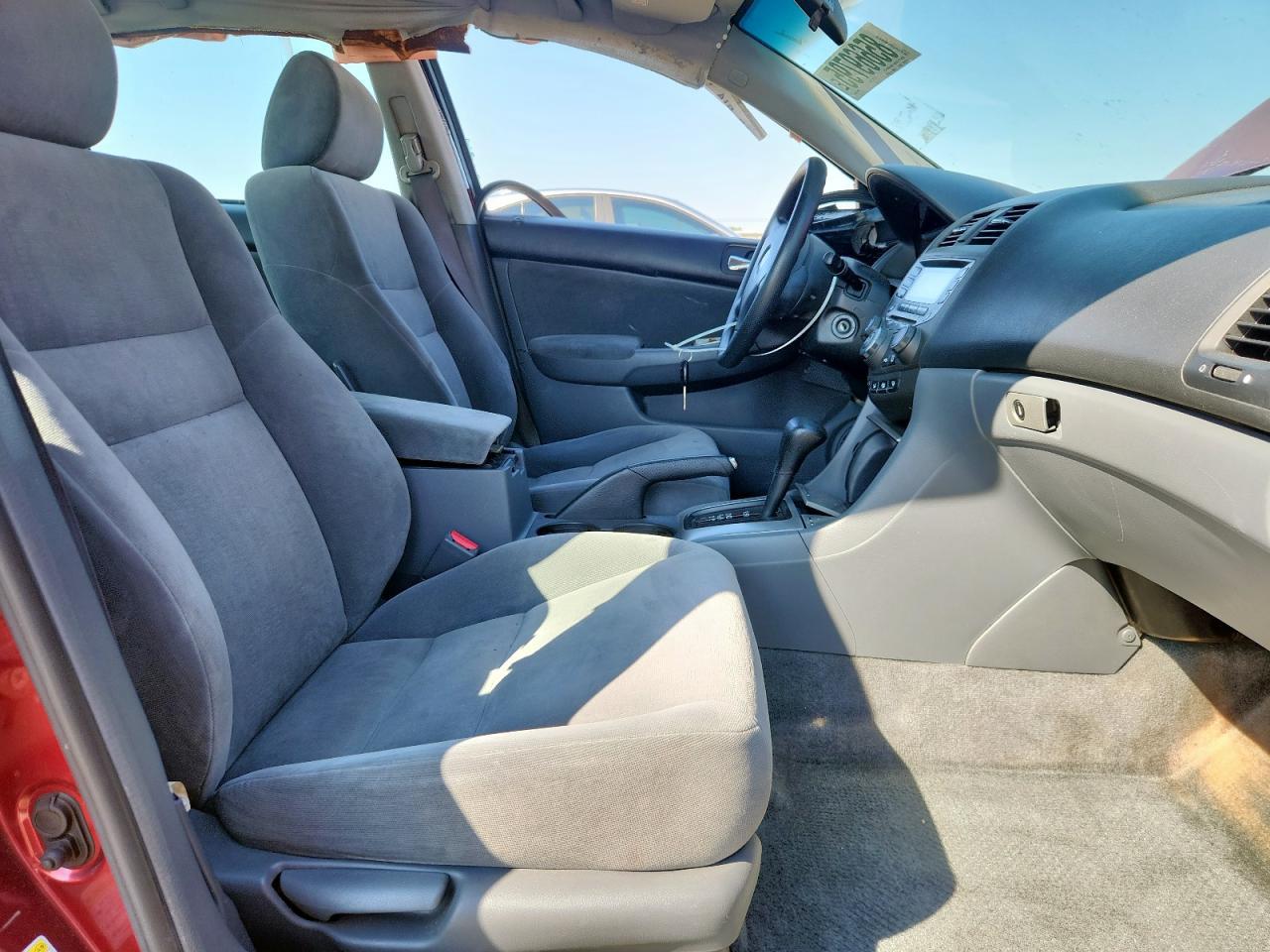 2005 HONDA ACCORD