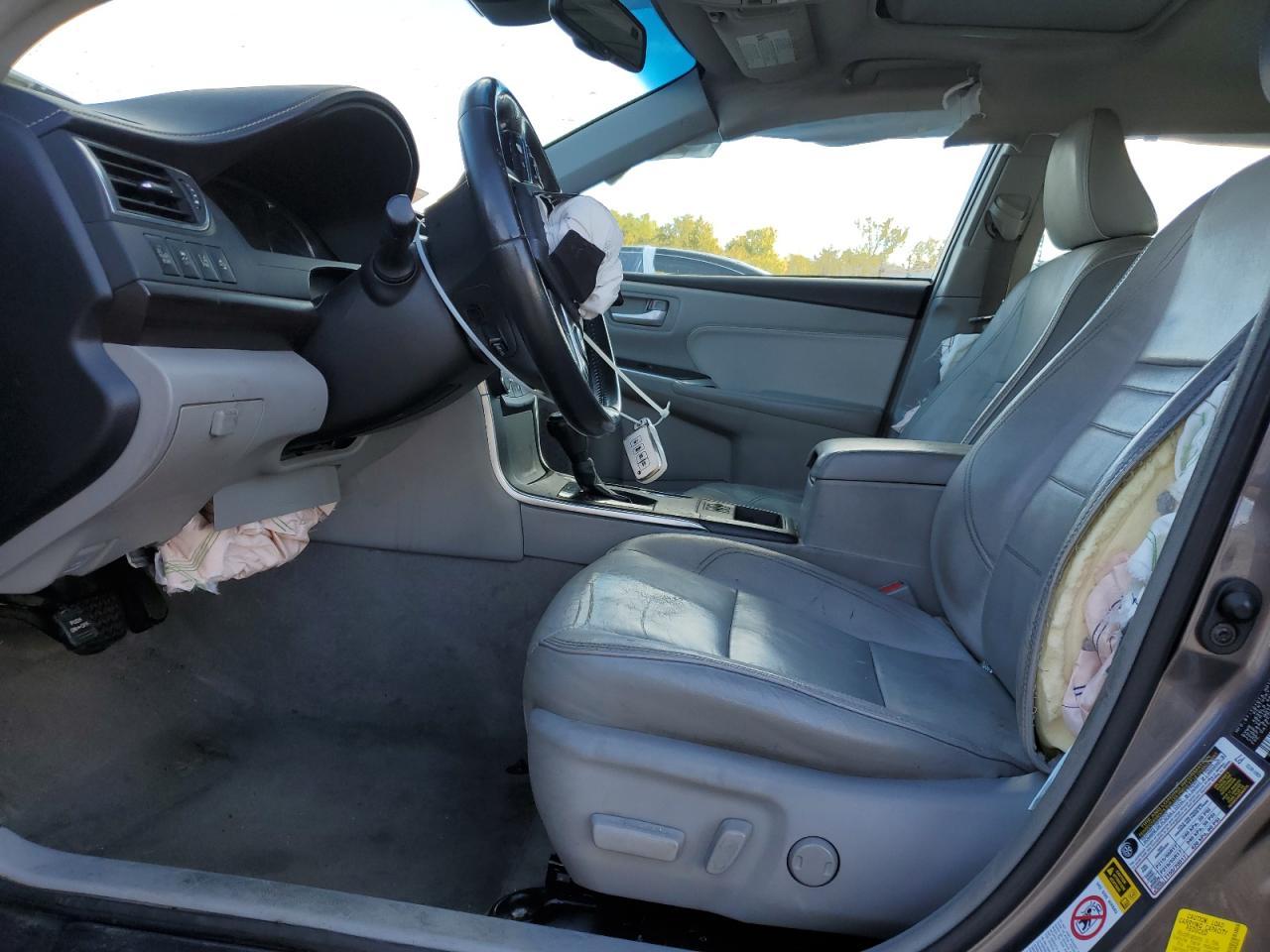 2017 TOYOTA CAMRY