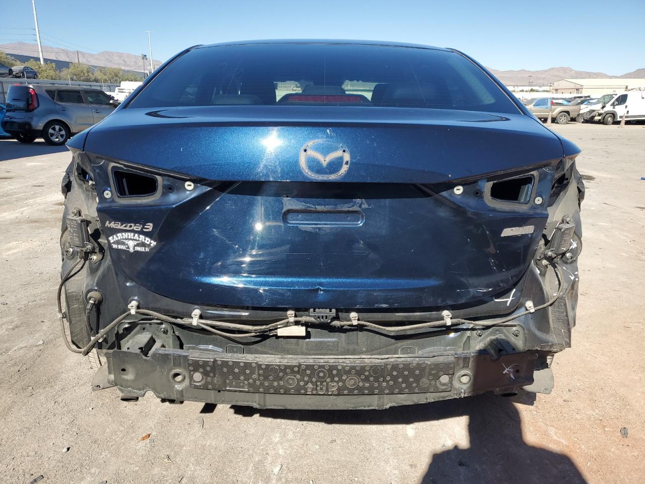 2017 MAZDA 3