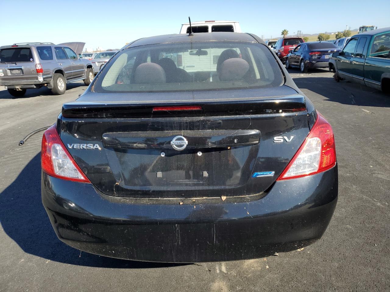 2014 NISSAN VERSA