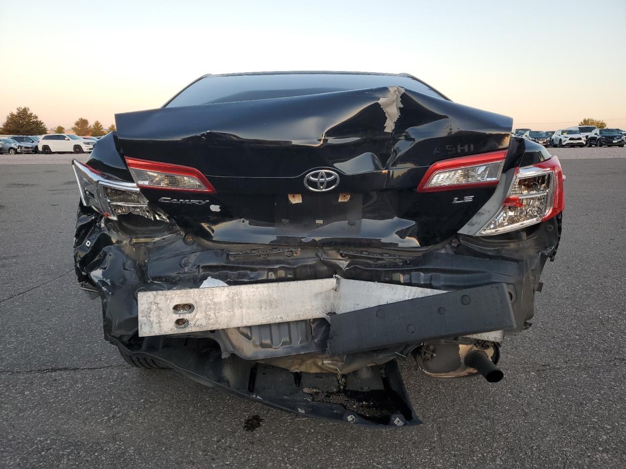 2014 TOYOTA CAMRY