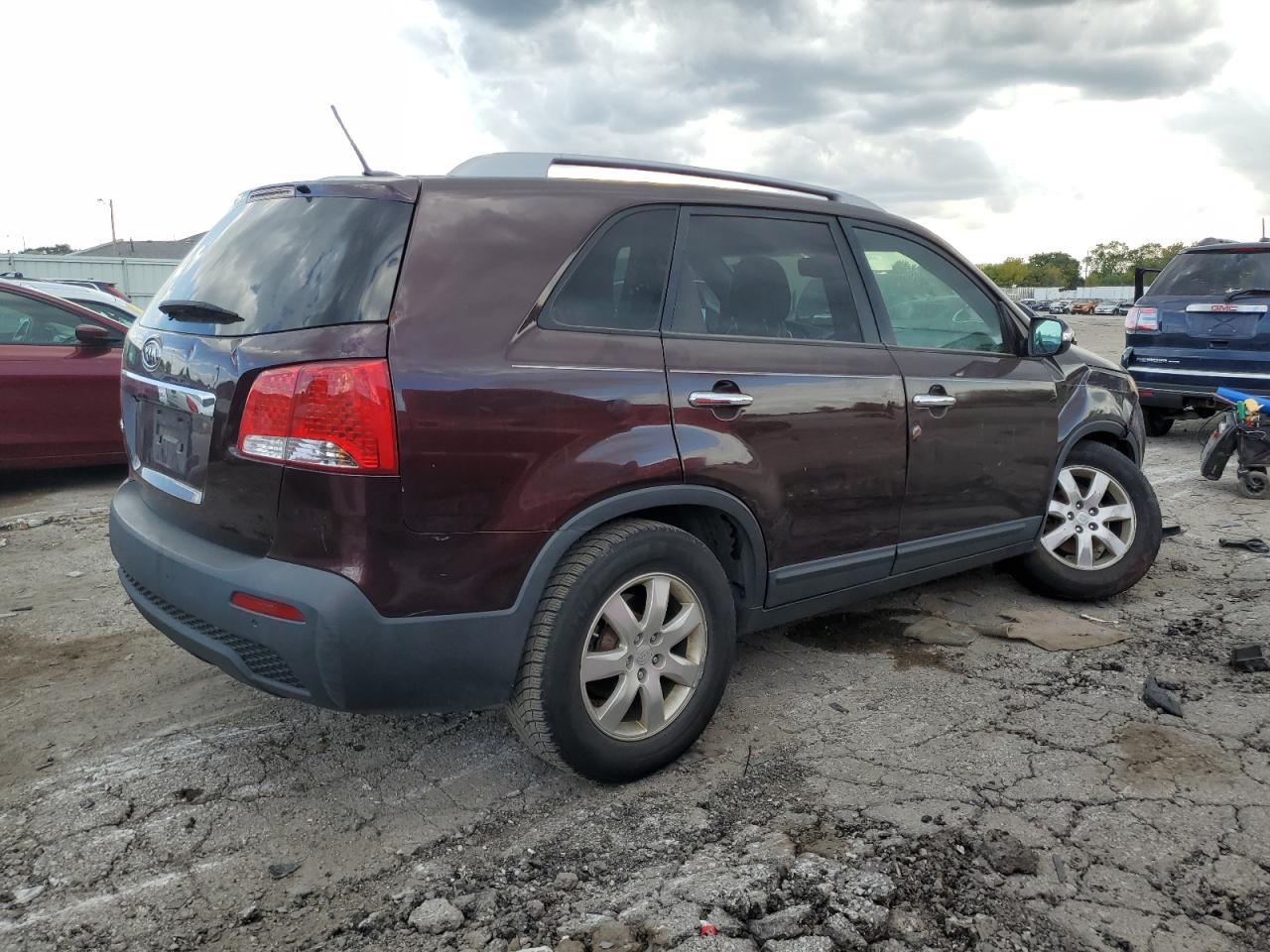 2011 KIA SORENTO