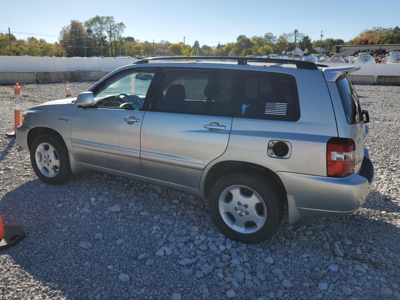 2004 TOYOTA HIGHLANDER