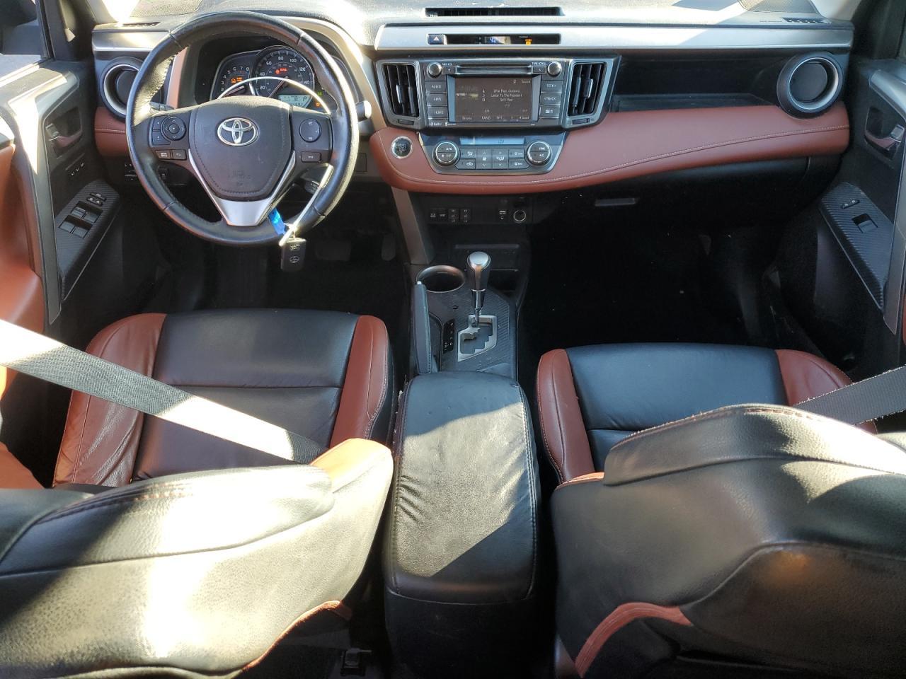 2015 TOYOTA RAV4