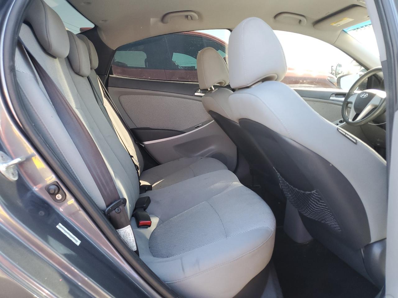 2012 HYUNDAI ACCENT