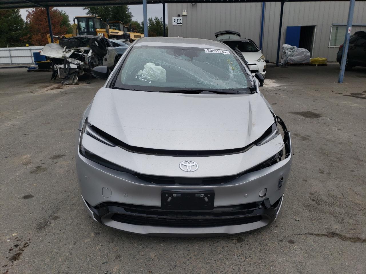 2024 TOYOTA PRIUS