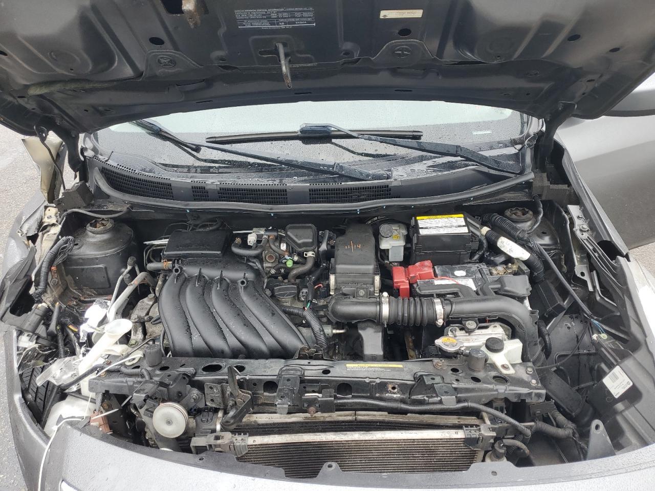2017 NISSAN VERSA