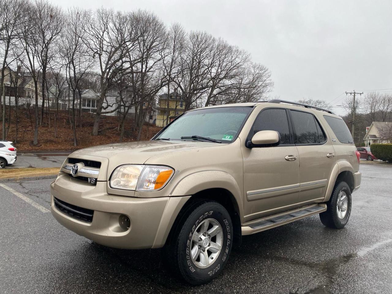 2005 TOYOTA Sequoia