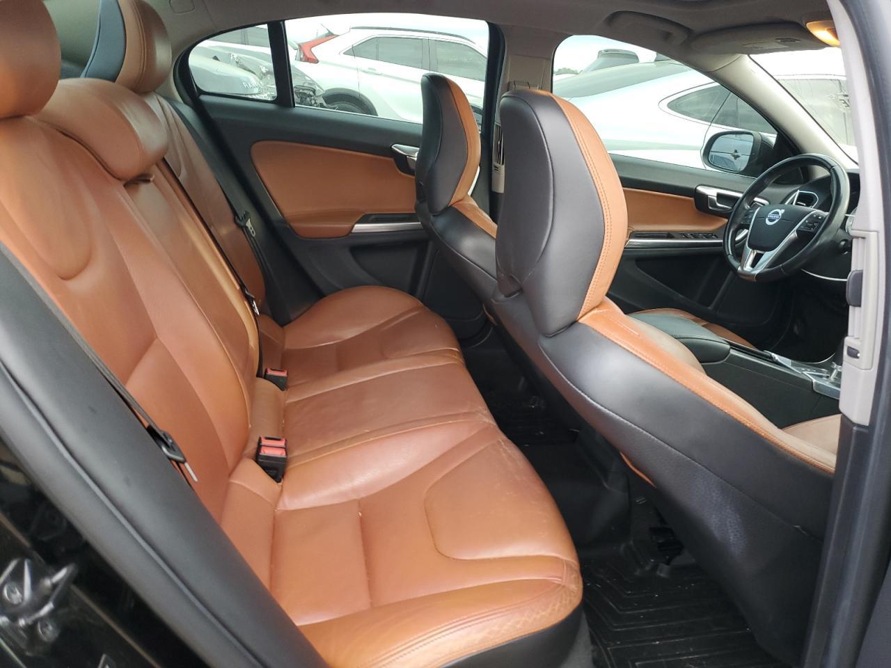 2012 VOLVO S60