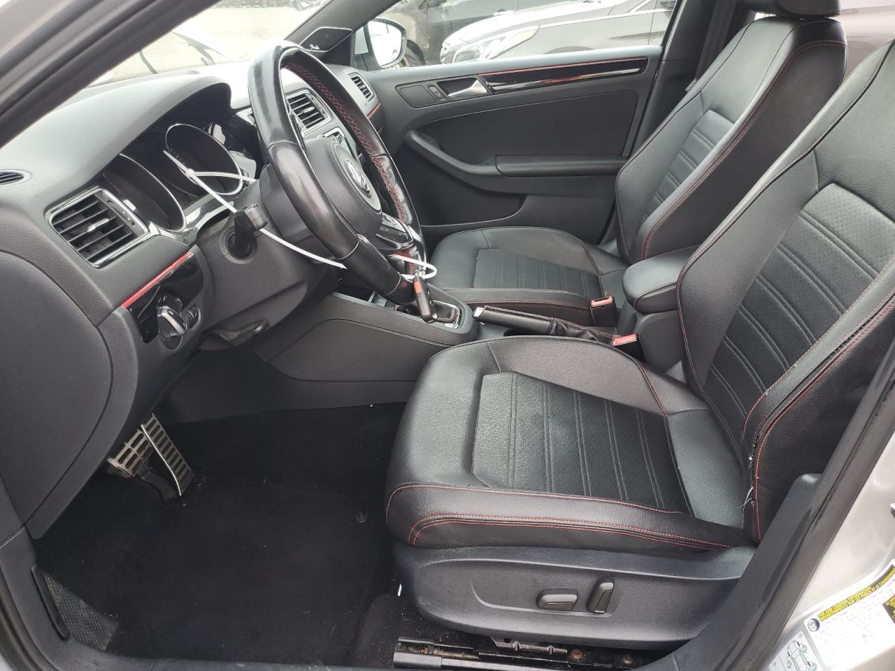 2016 VOLKSWAGEN JETTA