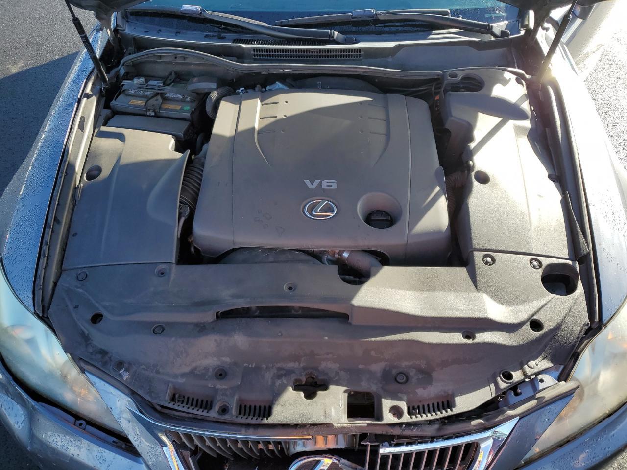 2013 LEXUS IS 250