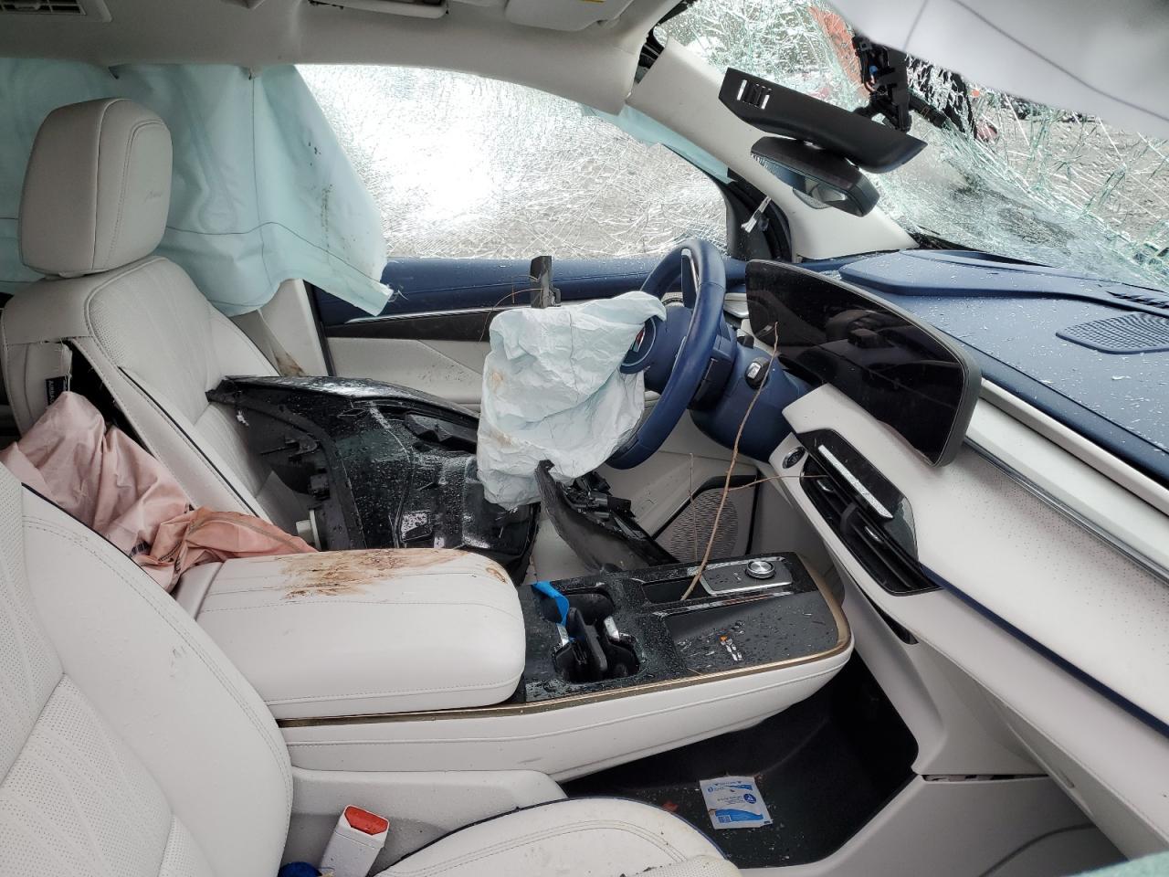 2025 BUICK ENCLAVE AVENIR