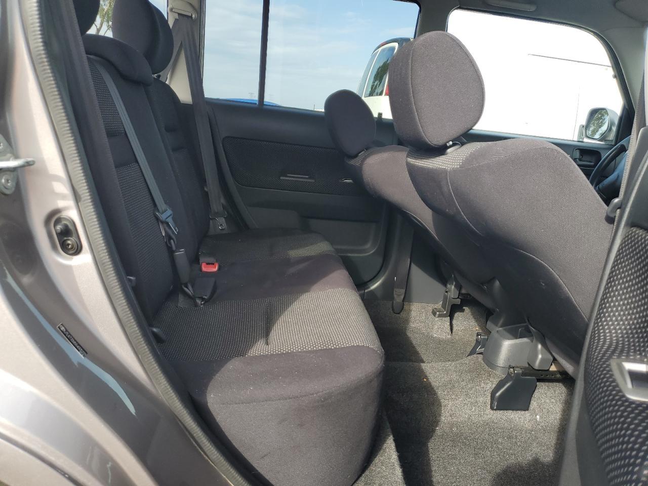 2005 TOYOTA SCION
