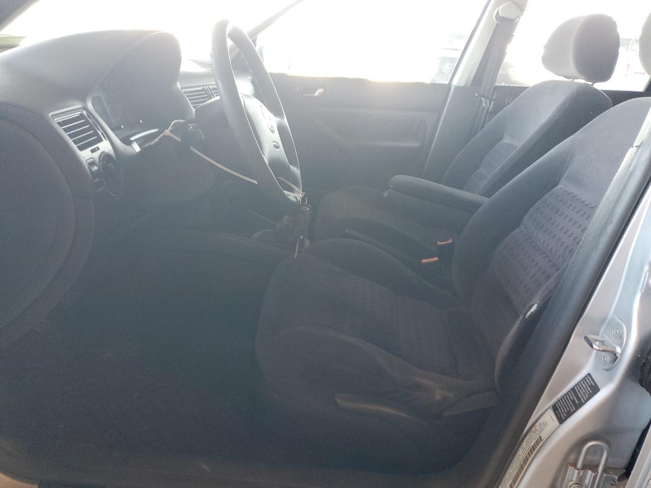 2003 VOLKSWAGEN JETTA