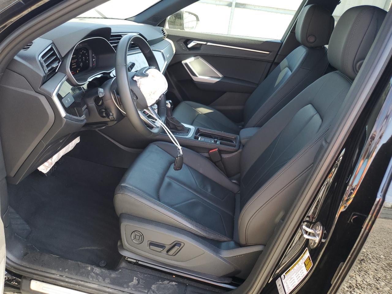 2024 AUDI Q3