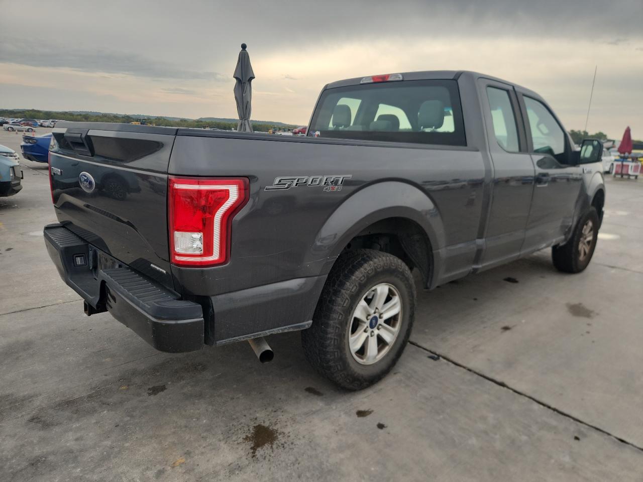 2015 FORD F-150