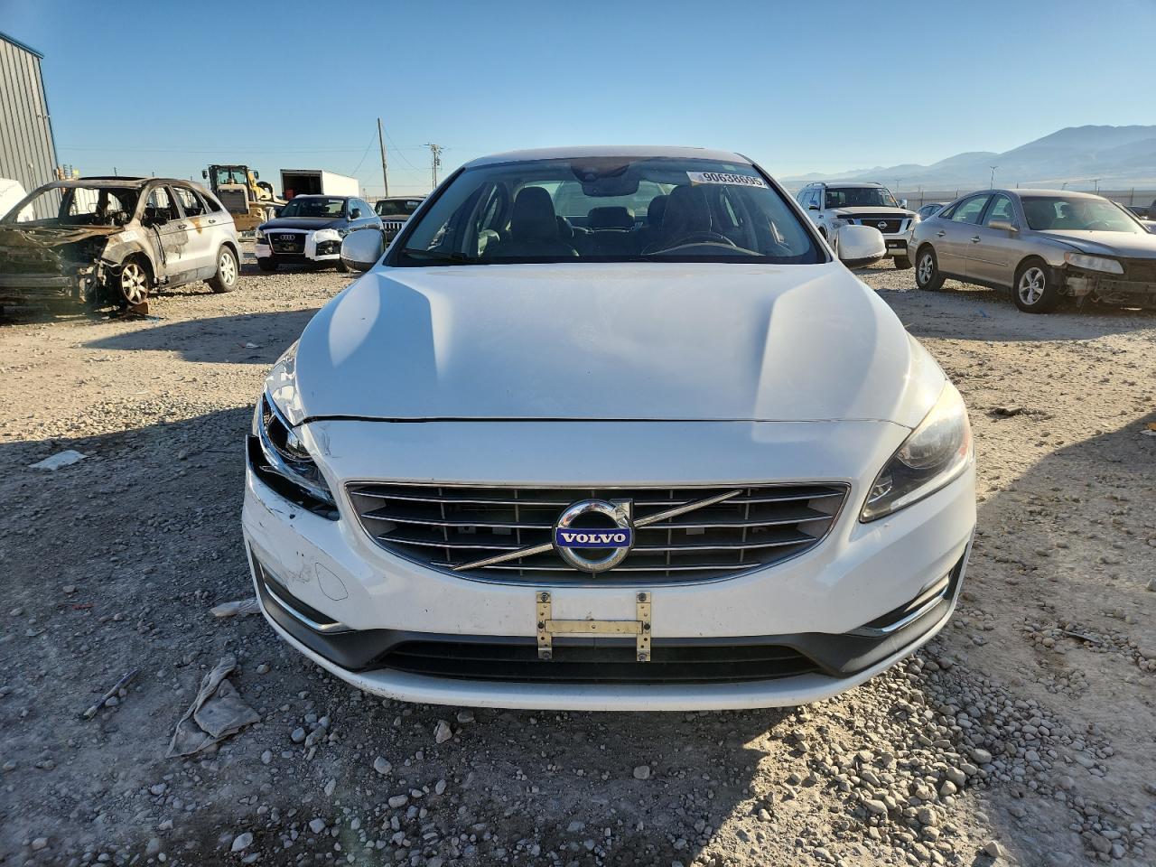 2017 VOLVO S60