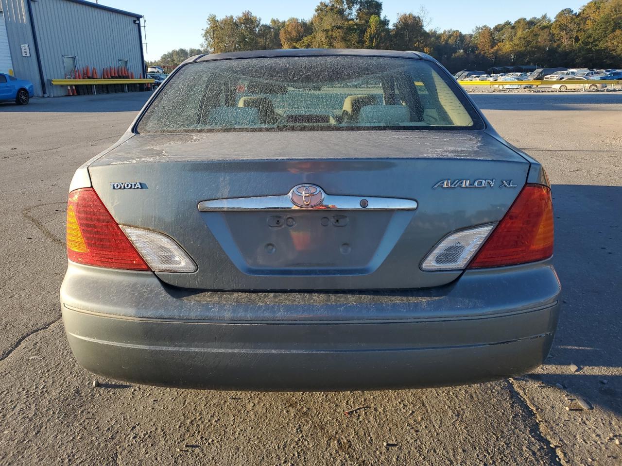 2000 TOYOTA Avalon