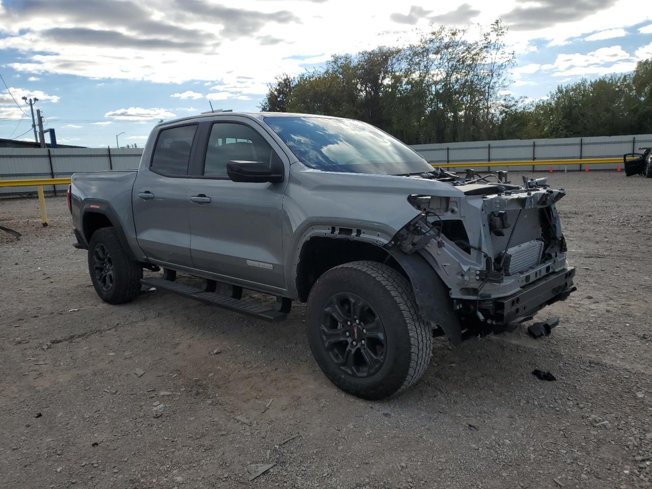 2025 GMC CANYON