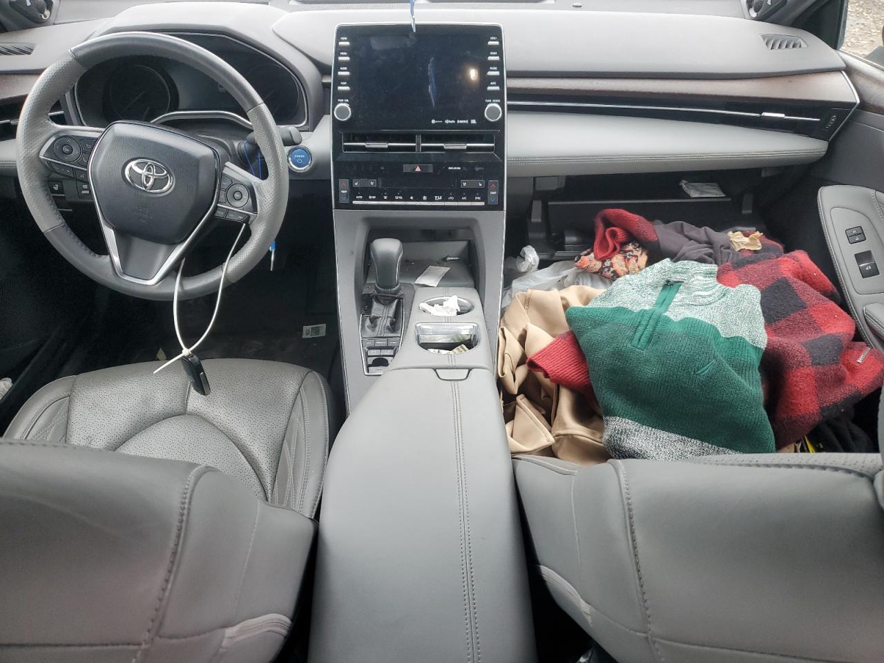 2019 TOYOTA Avalon