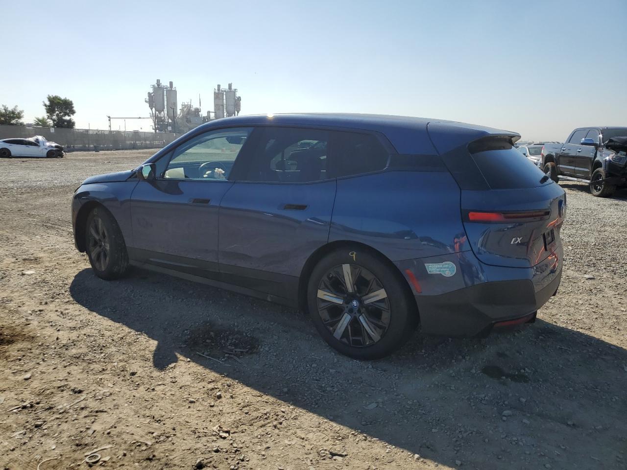 2022 BMW iX