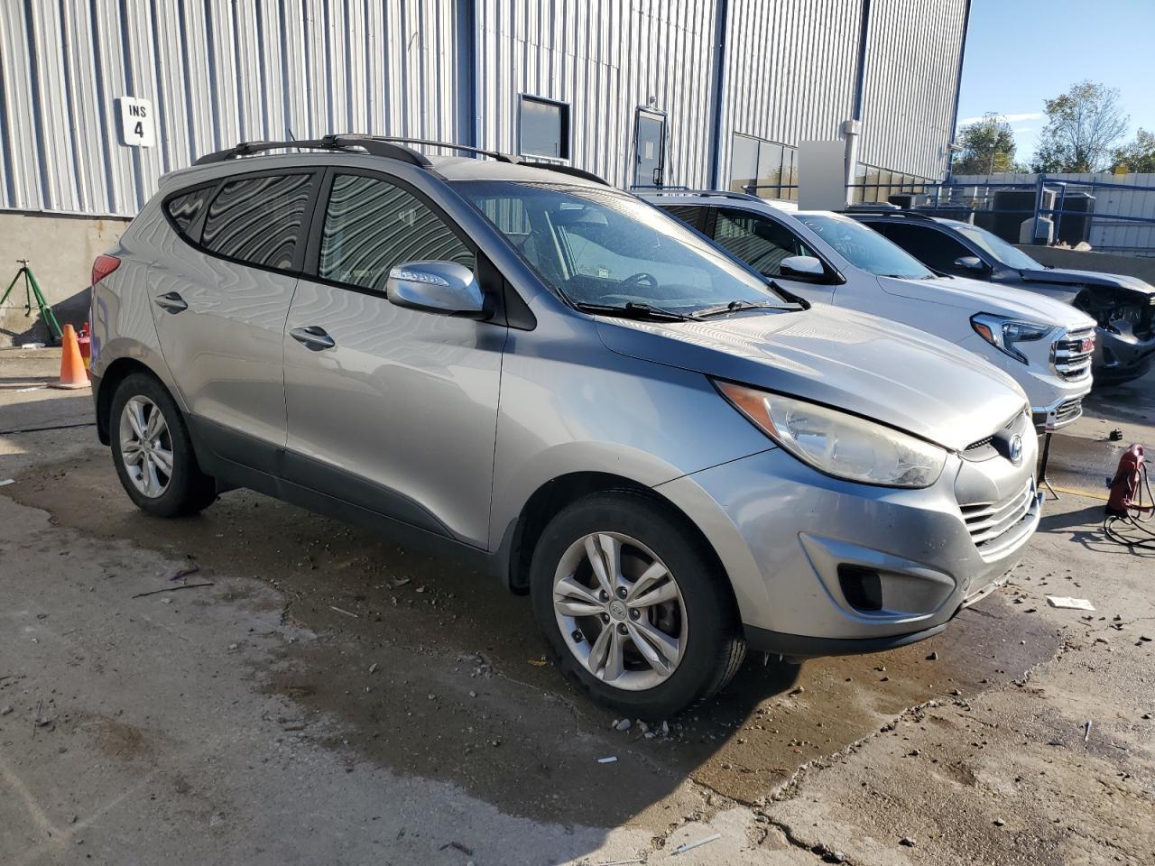 2012 HYUNDAI TUCSON