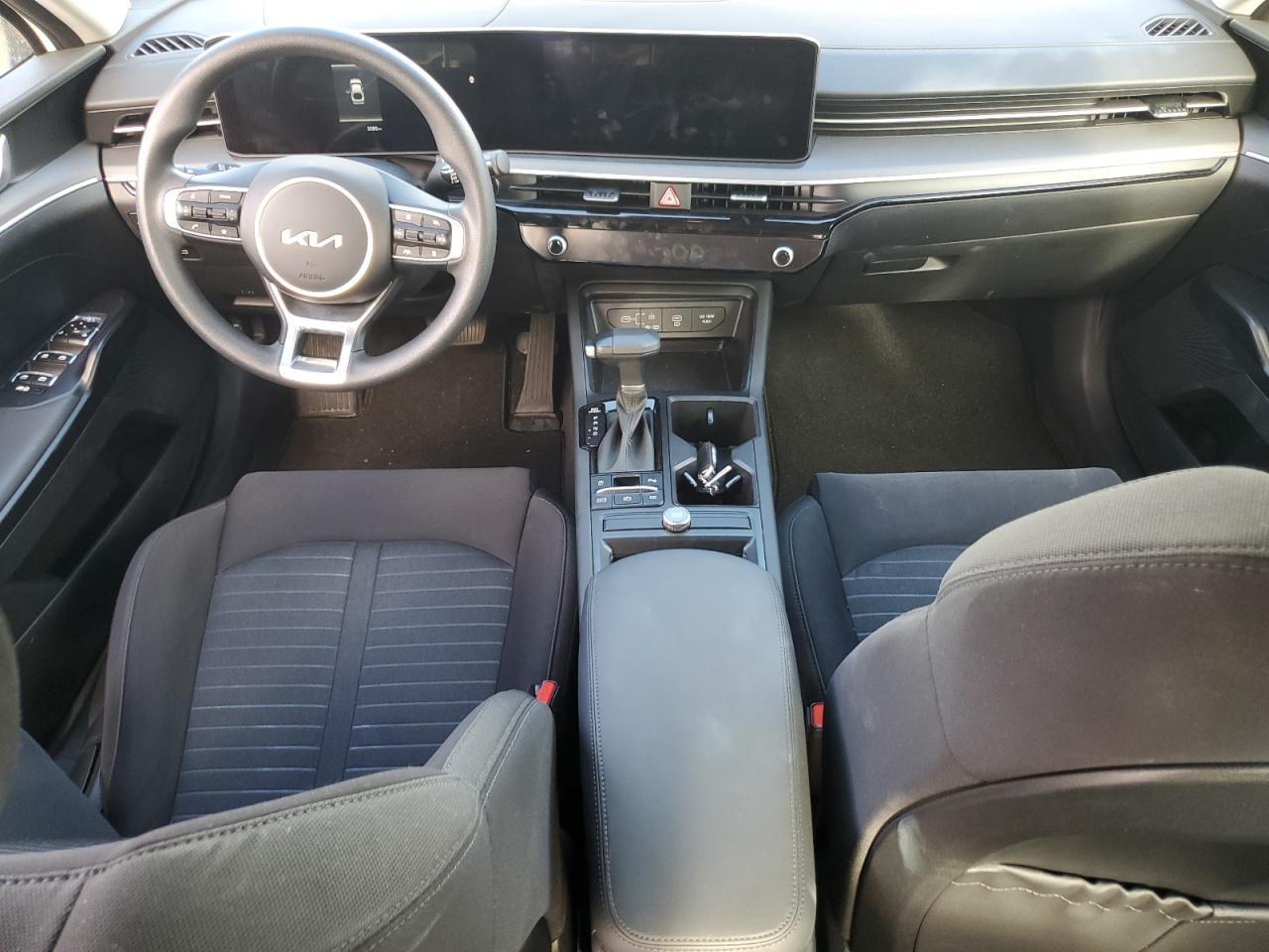 2025 KIA K5