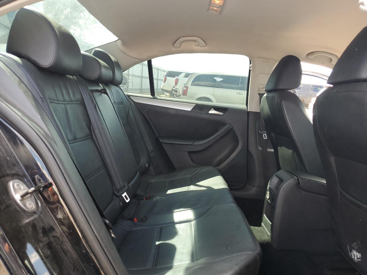 2013 VOLKSWAGEN JETTA