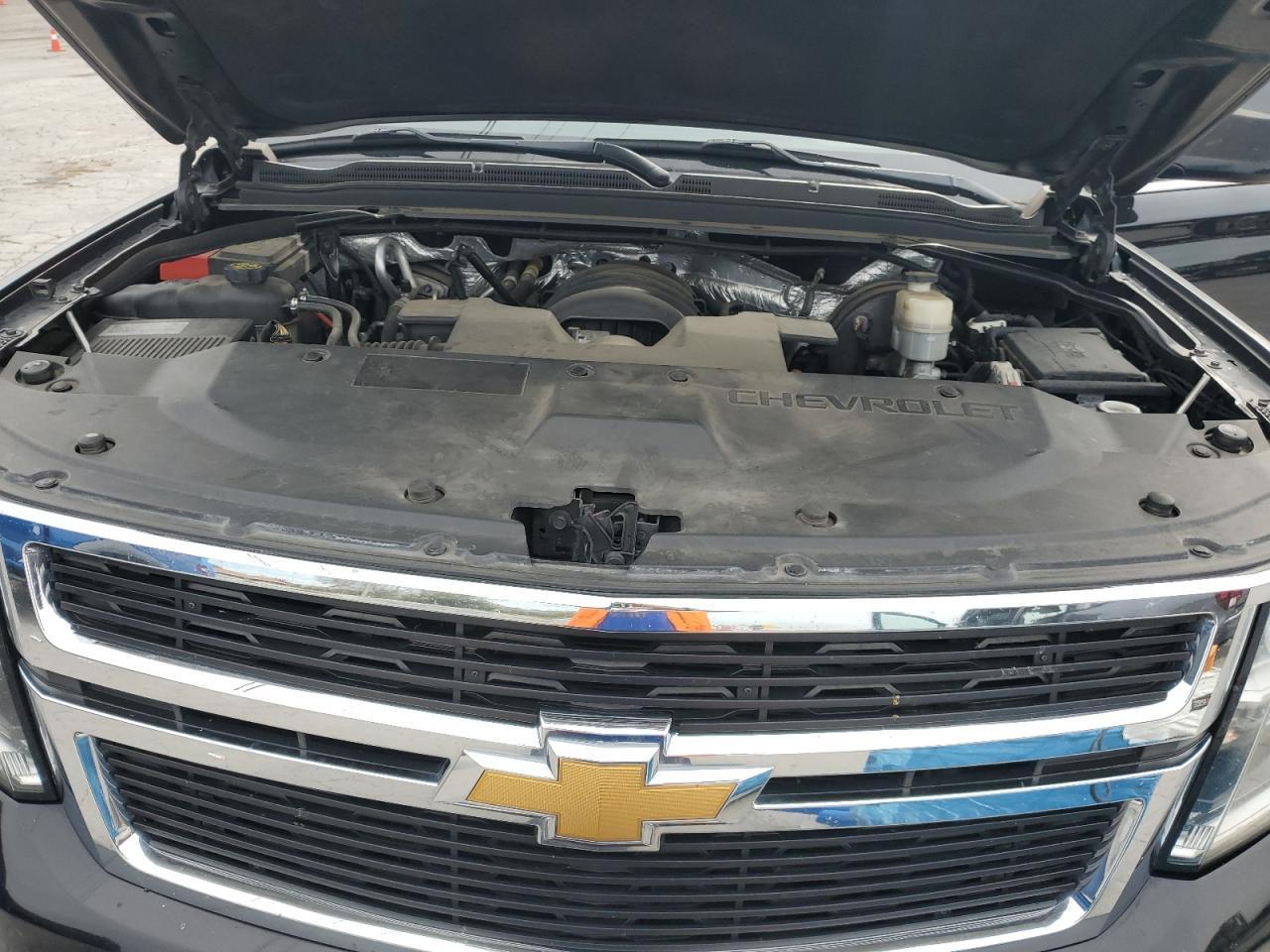 2016 CHEVROLET Suburban