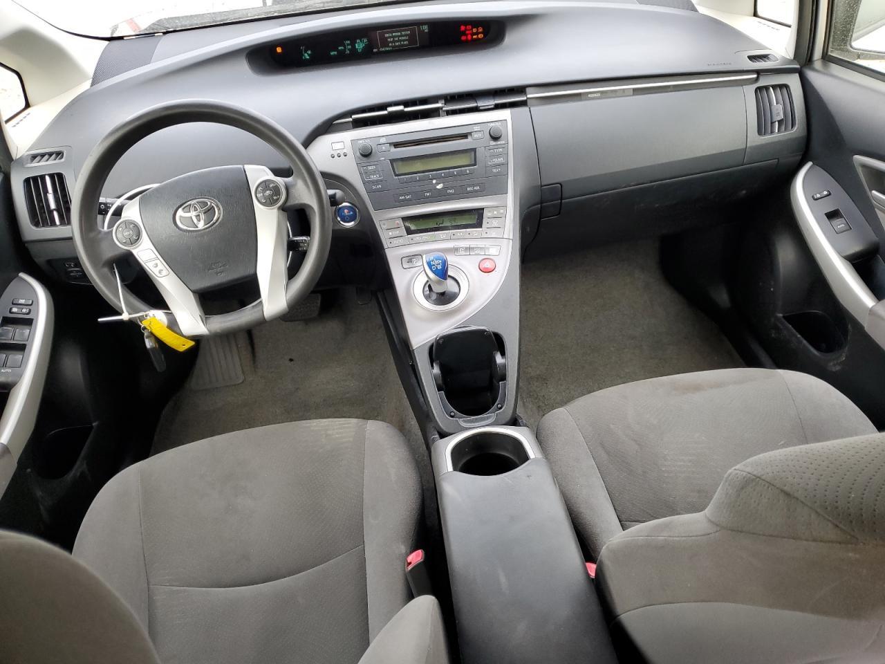 2013 TOYOTA PRIUS
