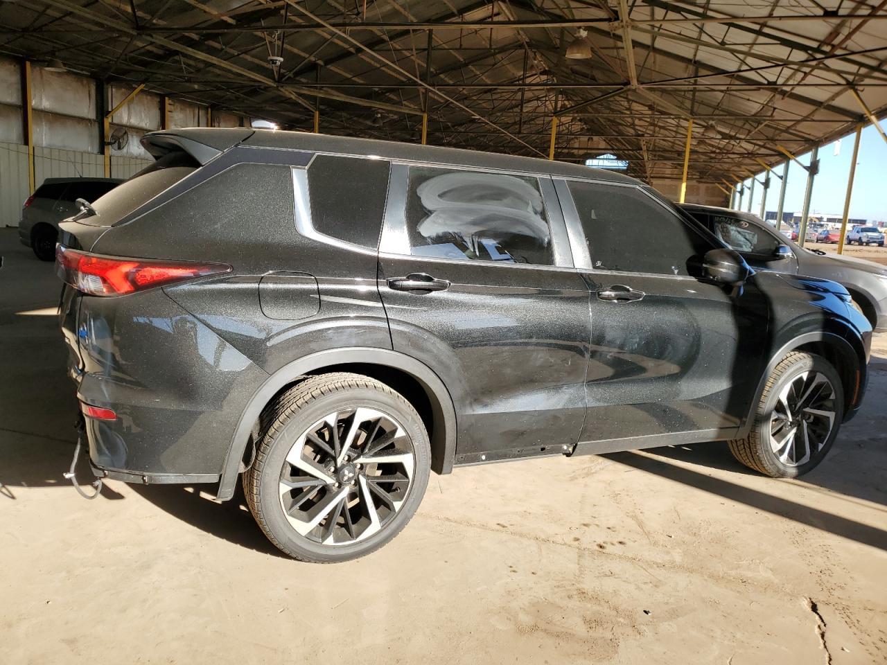2022 MITSUBISHI outlander