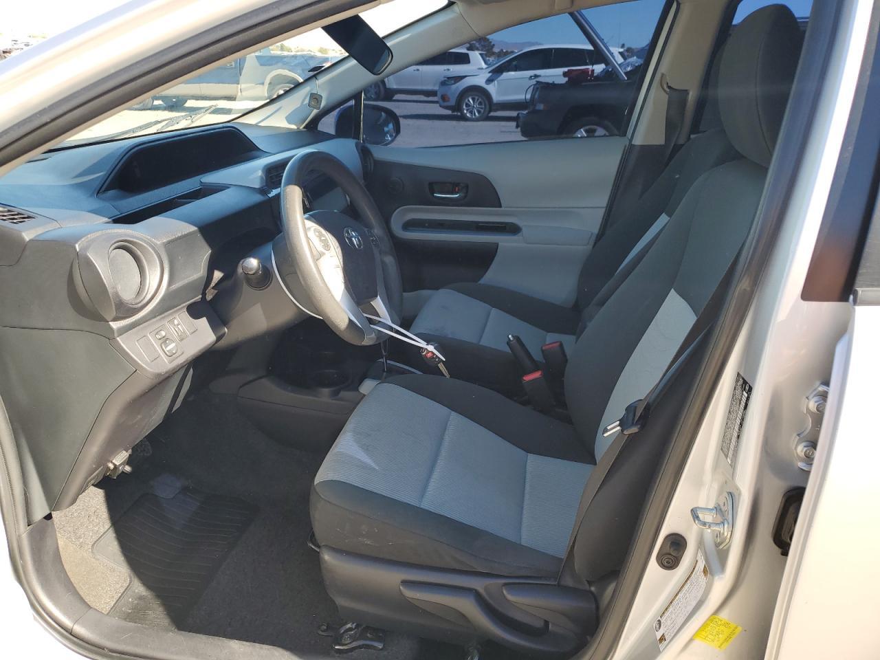2012 TOYOTA Prius c