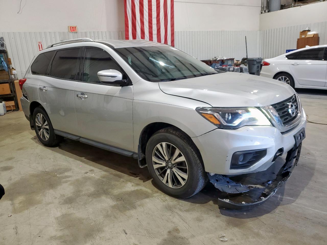2017 NISSAN PATHFINDER