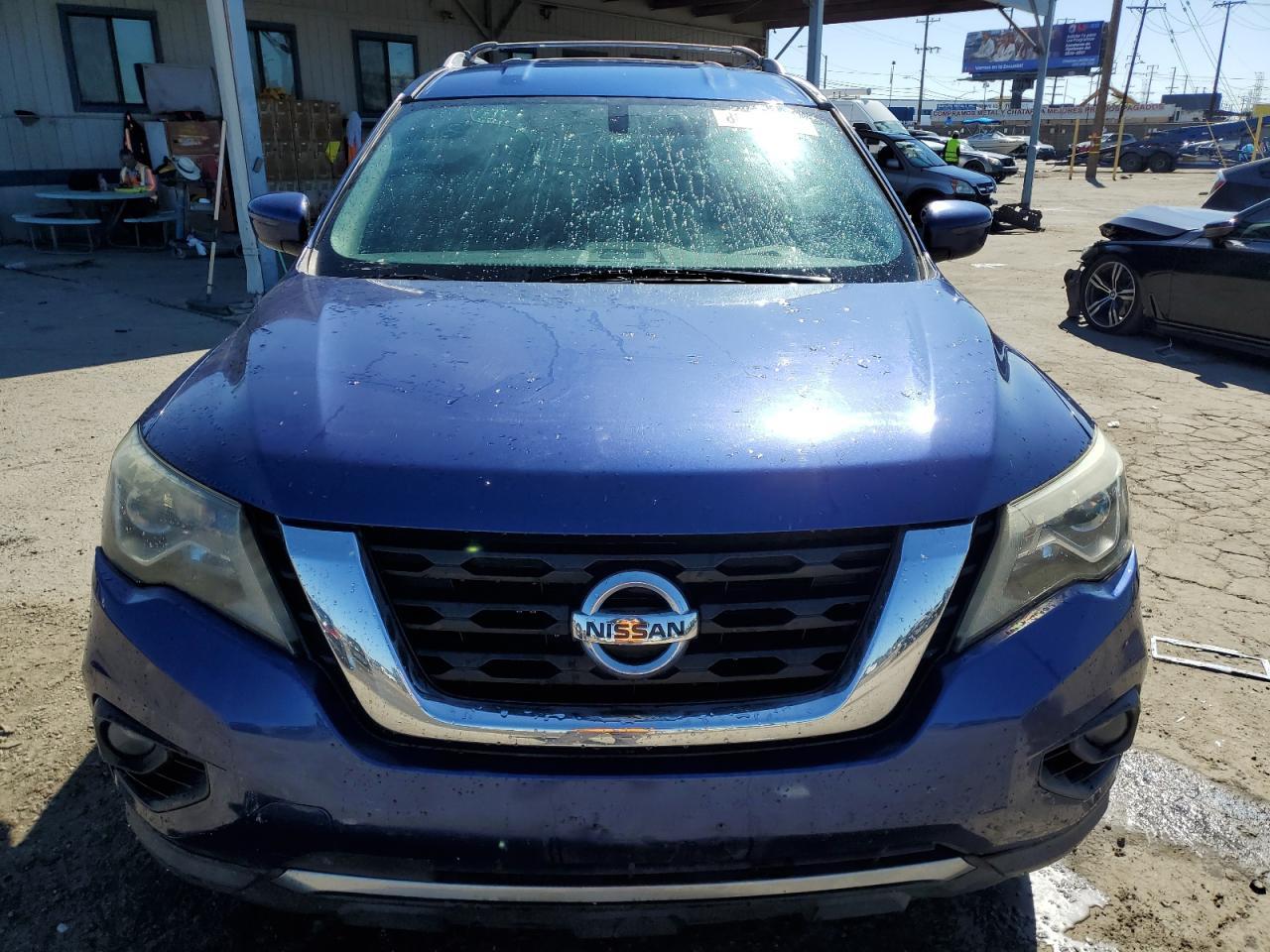 2017 NISSAN PATHFINDER