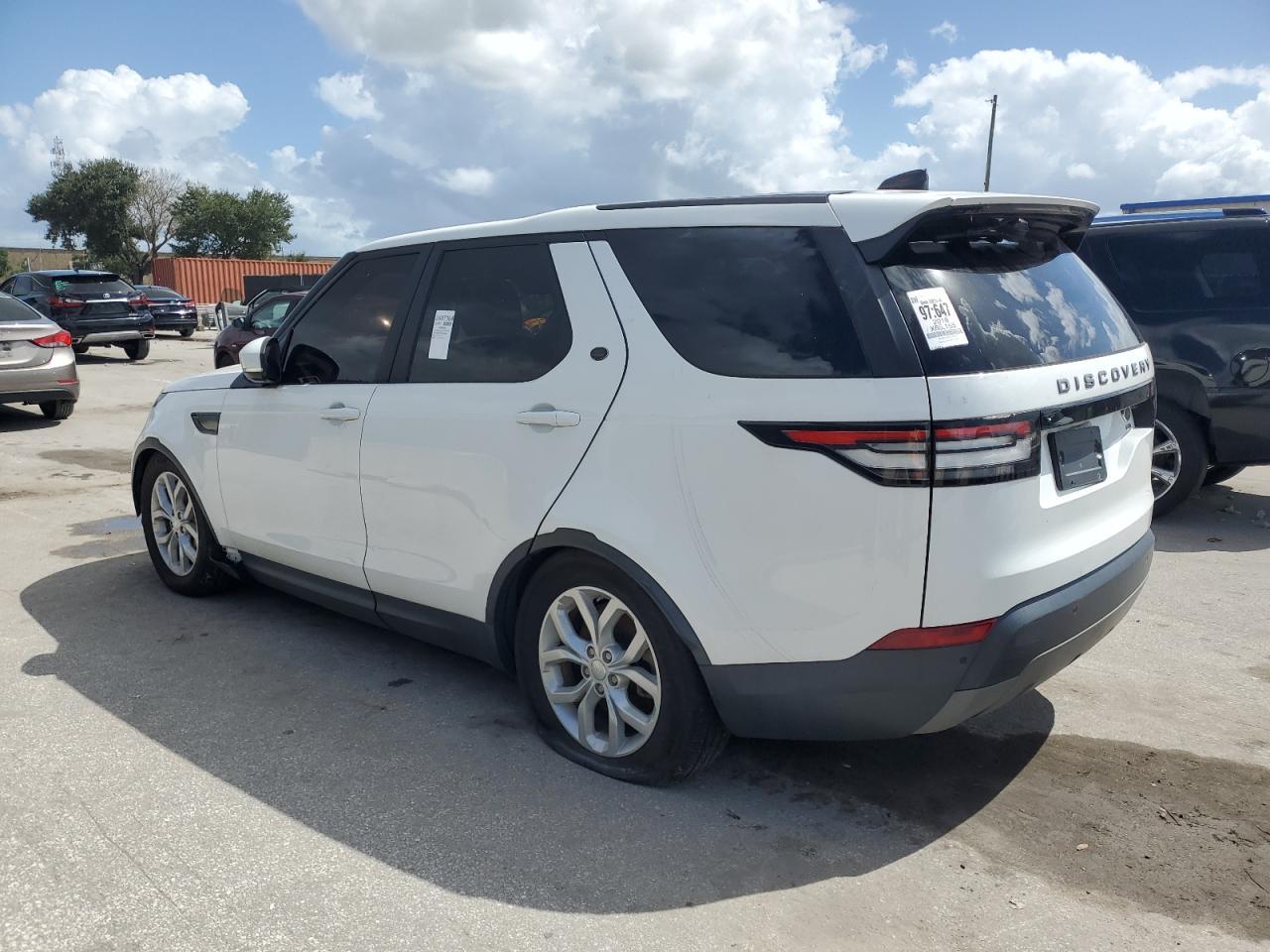 2018 LAND ROVER Discovery