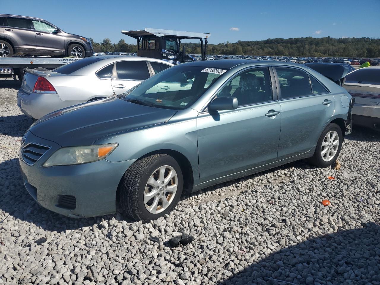 2011 TOYOTA CAMRY