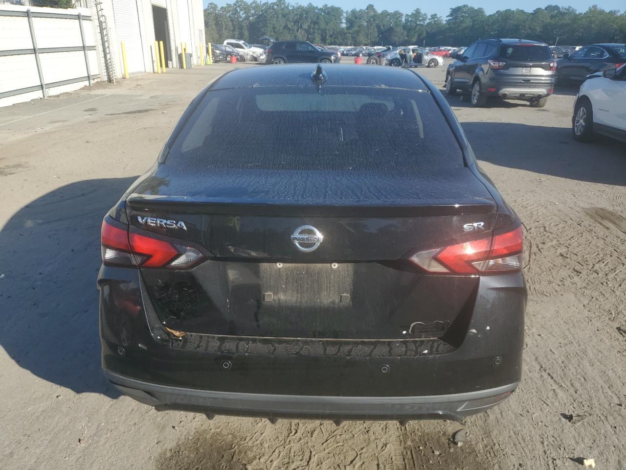 2020 NISSAN VERSA
