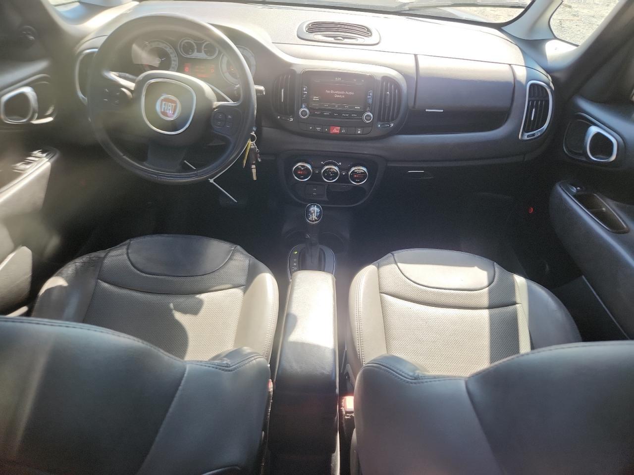 2015 FIAT 500L