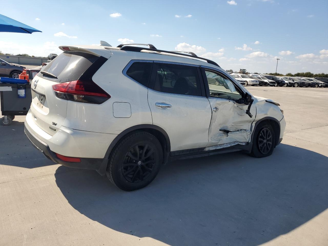 2018 NISSAN ROGUE