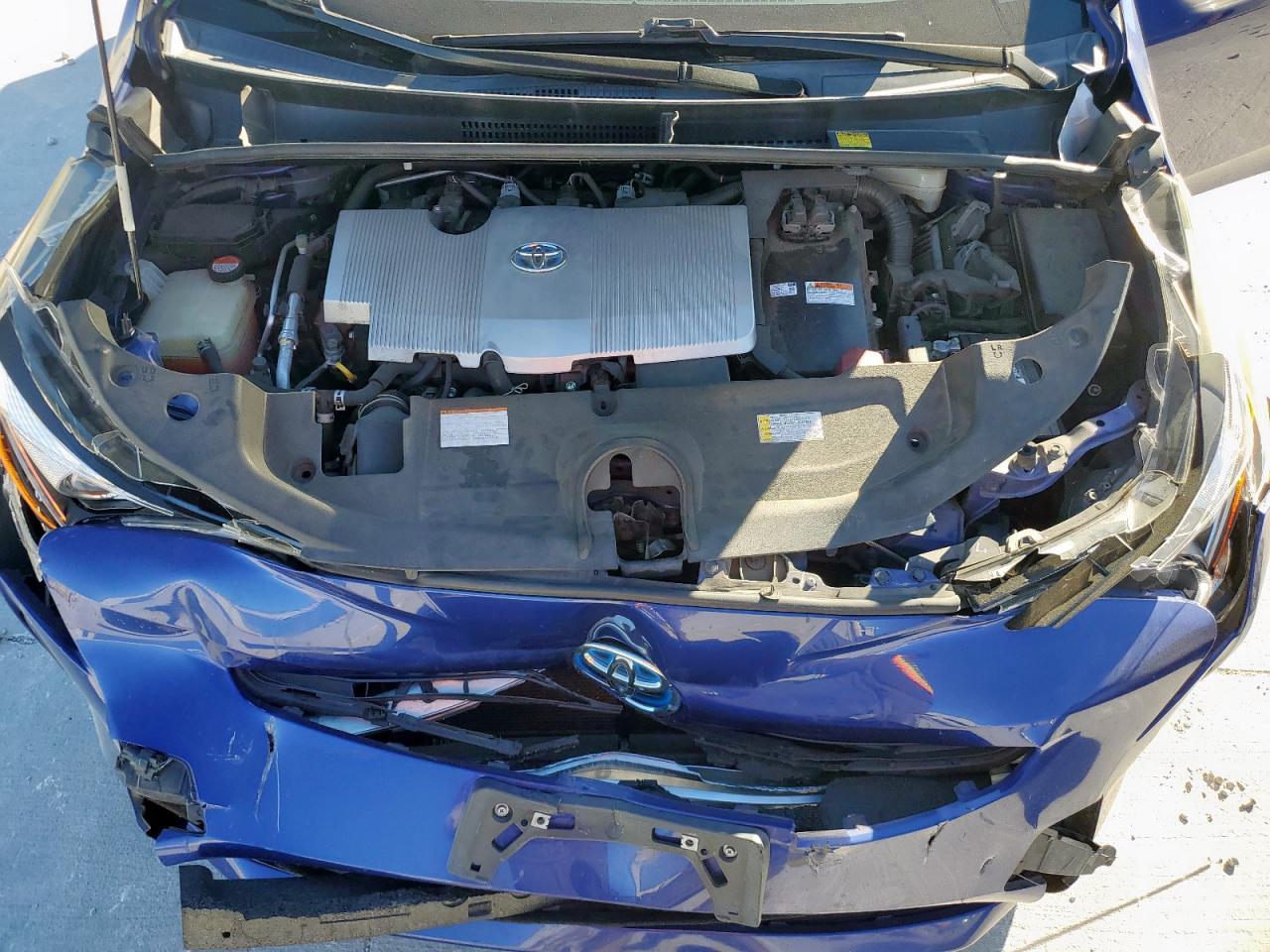 2016 TOYOTA PRIUS