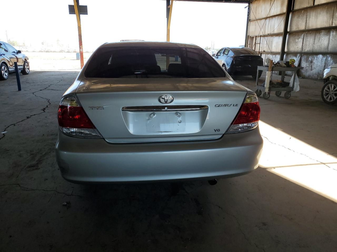 2005 TOYOTA CAMRY