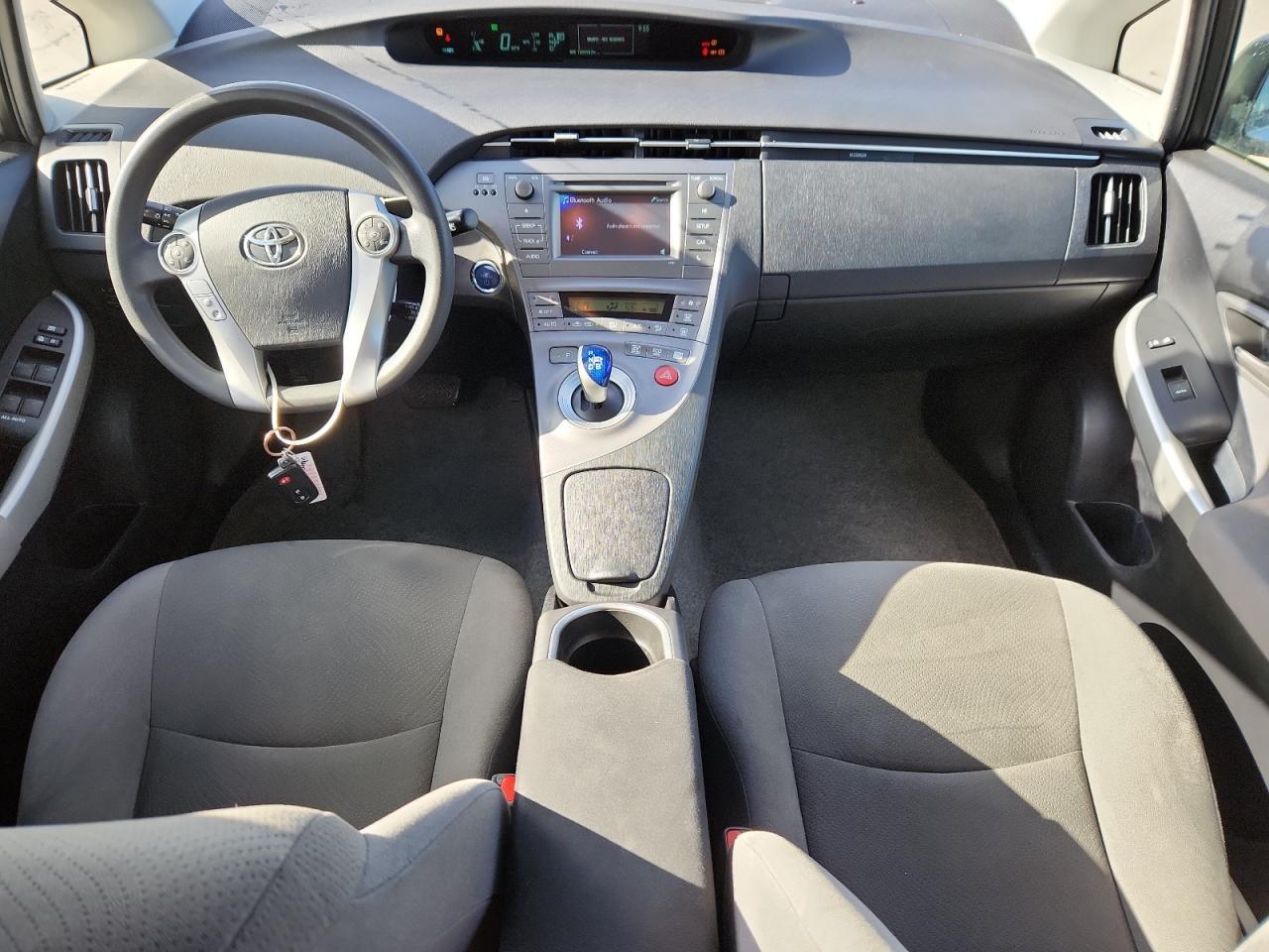 2015 TOYOTA PRIUS