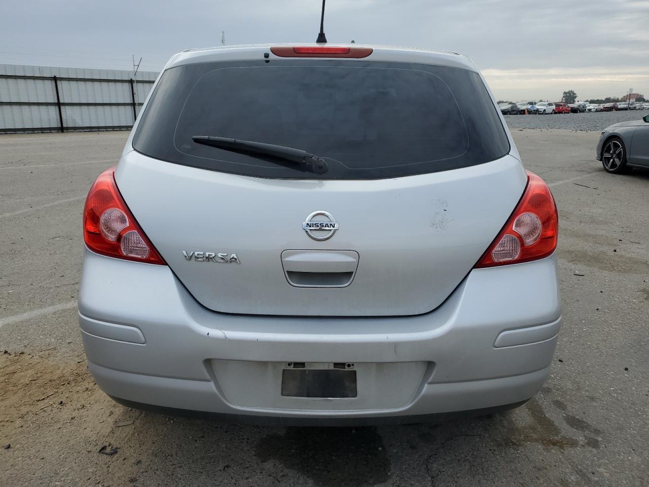 2012 NISSAN VERSA